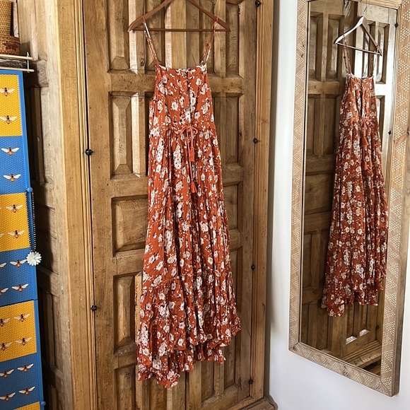 Spell dress and matching bralette - Picture 2 of 5